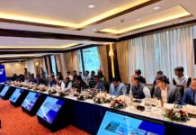 दूरस्थ गांवों तक डिजिटल कनेक्टिविटी और सड़कों के विस्तार पर जोर, प्राक्कलन समिति में बृजमोहन अग्रवाल के महत्वपूर्ण सुझाव दूरस्थ गांवों तक डिजिटल कनेक्टिविटी और सड़कों के विस्तार पर जोर, प्राक्कलन समिति में बृजमोहन अग्रवाल के महत्वपूर्ण सुझाव