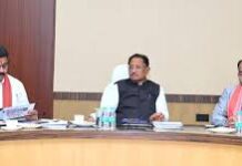 मुख्यमंत्री विष्णुदेव साय ने चिप्स के ई-डिस्ट्रिक्ट पोर्टल के उन्नत संस्करण ‘सेवा सेतु’ का किया शुभारंभ मुख्यमंत्री विष्णुदेव साय ने चिप्स के ई-डिस्ट्रिक्ट पोर्टल के उन्नत संस्करण 'सेवा सेतु' का किया शुभारंभ
