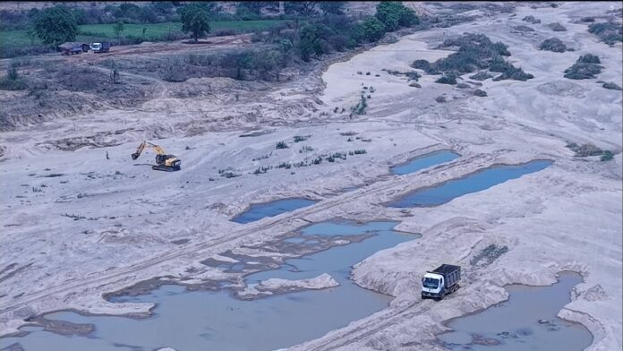 खनन क्षेत्रों में ड्रोन की निगरानी से खनिज संसाधन की सुरक्षा तथा राजस्व संरक्षण में मिल रही मदद