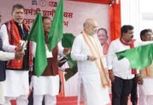 ककनार घाटी के नीचे थमा लाल आतंक का शोर, अब गूंजती है बस की हॉर्न ककनार घाटी के नीचे थमा लाल आतंक का शोर, अब गूंजती है बस की हॉर्न