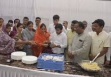 सशस्त्र नक्सलवाद की समाप्ति के ऐतिहासिक संकल्प की पूर्ति पर भव्य हनुमंत भंडारा का हुआ आयोजन सशस्त्र नक्सलवाद की समाप्ति के ऐतिहासिक संकल्प की पूर्ति पर भव्य हनुमंत भंडारा का हुआ आयोजन