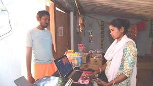 download (2) दूरस्थ गांवों तक बैंकिंग सुविधाएं पहुंचाकर बदलाव ला रही हैं रिंगो कश्यप