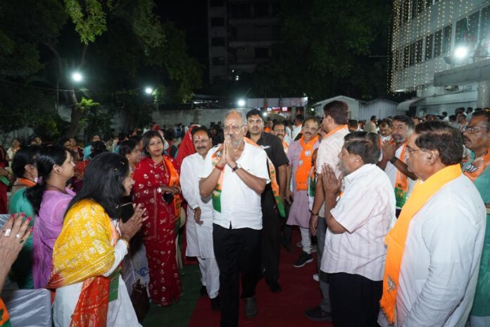 कार्यकर्ता सम्मेलन में बृजमोहन - “कार्यकर्ताओं के दम पर ही बनते हैं मुख्यमंत्री, मंत्री, सांसद और विधायक”