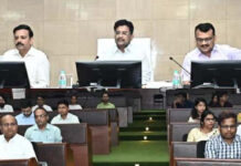 चार जिले के सहायक आयुक्त को शो-कॉज नोटिस चार जिले के सहायक आयुक्त को शो-कॉज नोटिस