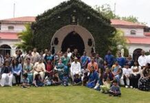 विश्व ऑटिज़्म जागरूकता दिवस पर विशेष पहल…कोपलवाणी स्कूल के बच्चे पहुंचे लोकभवन विश्व ऑटिज़्म जागरूकता दिवस पर विशेष पहल...कोपलवाणी स्कूल के बच्चे पहुंचे लोकभवन