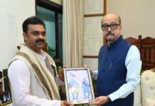राज्यपाल डेका से केन्द्रीय ग्रामीण विकास राज्य मंत्री पासवान ने किया सौजन्य भेंट राज्यपाल डेका से केन्द्रीय ग्रामीण विकास राज्य मंत्री पासवान ने किया सौजन्य भेंट