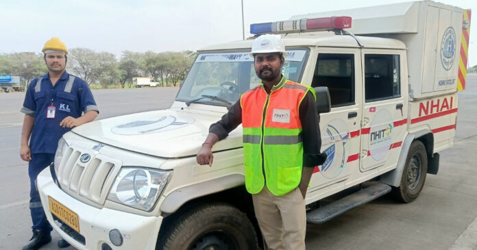 2 विशेष लेख : राष्ट्रीय राजमार्ग पर संजीवनी बना डायल 1033