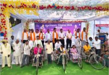 सुशासन तिहार बना संबल : ट्राइसाइकिल मिलने से खोमीन कल्लो के जीवन में लौटी आत्मनिर्भरता की मुस्कान सुशासन तिहार बना संबल : ट्राइसाइकिल मिलने से खोमीन कल्लो के जीवन में लौटी आत्मनिर्भरता की मुस्कान