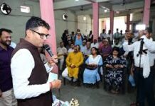 रायगढ़ में पहाड़ मंदिर समिति की बैठक में शामिल हुए वित्त मंत्री ओपी चौधरी रायगढ़ में पहाड़ मंदिर समिति की बैठक में शामिल हुए वित्त मंत्री ओपी चौधरी