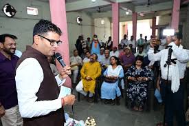 ashif रायगढ़ में पहाड़ मंदिर समिति की बैठक में शामिल हुए वित्त मंत्री ओपी चौधरी