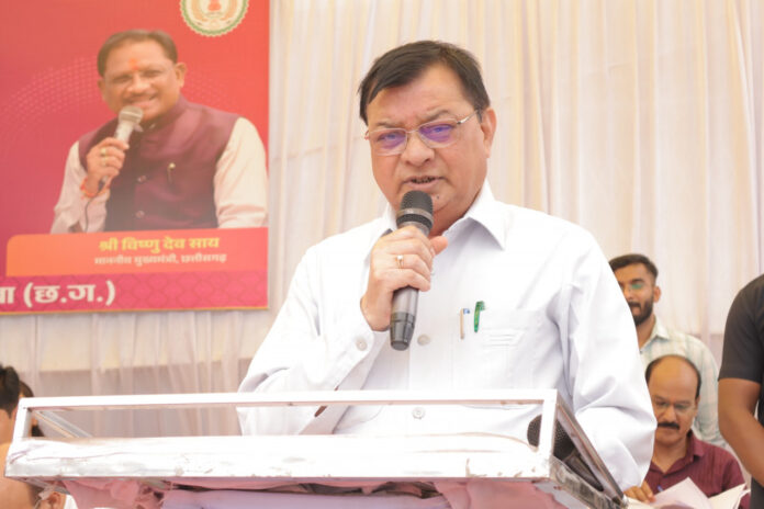 शिविर में ही समस्या का निराकरण हो जाना एक बड़ी उपलब्धि - मंत्री लखनलाल देवांगन