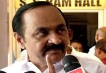 चुनाव रिजल्ट के 10 दिन बाद कांग्रेस का ऐलान : वीडी सतीशन होंगे केरलम के नए सीएम… चुनाव रिजल्ट के 10 दिन बाद कांग्रेस का ऐलान : वीडी सतीशन होंगे केरलम के नए सीएम...