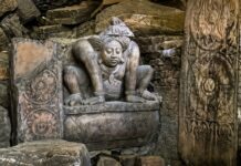देवरानी-जेठानी मंदिर- पत्थरों पर जीवंत इतिहास और रहस्यमयी शिल्प का संगम देवरानी-जेठानी मंदिर- पत्थरों पर जीवंत इतिहास और रहस्यमयी शिल्प का संगम