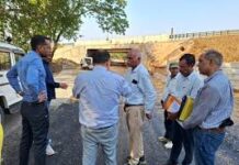 लोक निर्माण विभाग के सचिव ने निर्माणाधीन कुरुद-सिर्री मार्ग और सिर्री-चटौद सड़क का किया निरीक्षण लोक निर्माण विभाग के सचिव ने निर्माणाधीन कुरुद-सिर्री मार्ग और सिर्री-चटौद सड़क का किया निरीक्षण