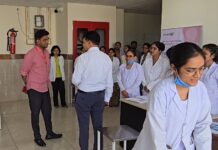 बिलासपुर : नर्सिंग डे पर महिलाओं के लिए नि:शुल्क स्वास्थ्य शिविर एवं दवा वितरण कार्यक्रम आयोजित बिलासपुर : नर्सिंग डे पर महिलाओं के लिए नि:शुल्क स्वास्थ्य शिविर एवं दवा वितरण कार्यक्रम आयोजित