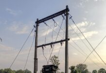 मुख्यमंत्री कैंप कार्यालय की त्वरित पहल से ग्राम बोड़ालाता में बहाल हुई बिजली व्यवस्था मुख्यमंत्री कैंप कार्यालय की त्वरित पहल से ग्राम बोड़ालाता में बहाल हुई बिजली व्यवस्था