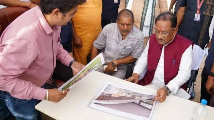 मुख्यमंत्री विष्णुदेव साय ने सलियाटोली में निर्माणाधीन नालंदा परिसर का किया निरीक्षण