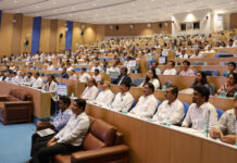 भारत निर्वाचन आयोग द्वारा मीडिया एवं संचार अधिकारियों के लिए राष्ट्रीय सम्मेलन आयोजित गौरेला-पेंड्रा-मरवाही : डी.डी. अस्पताल के ऑपरेशन थियेटर एवं आईसीयू वार्ड सील, पंजीयन अस्थायी रूप से निरस्त
