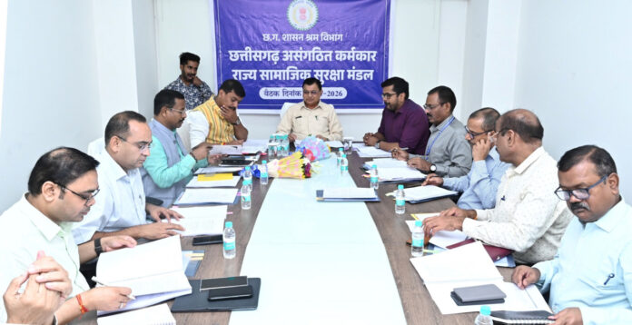 असंगठित कर्मकारों के लिए नई योजनाएं बनेगी, ई-रिक्शा सहायता योजना में अनुदान बढ़ाकर एक लाख रुपये किया जाएगा