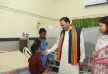 स्वास्थ्य मंत्री जायसवाल ने कांकेर जिला अस्पताल सहित विभिन्न स्वास्थ्य केन्द्रों का निरीक्षण स्वास्थ्य मंत्री जायसवाल ने कांकेर जिला अस्पताल सहित विभिन्न स्वास्थ्य केन्द्रों का निरीक्षण