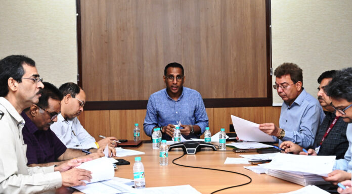 लोक निर्माण विभाग के सचिव ने रेलवे ओवर-ब्रिज एवं रेलवे अंडर-ब्रिज कार्यों की समीक्षा की