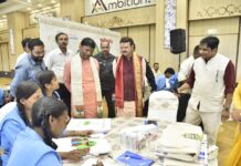 कला के माध्यम से अभिव्यक्ति एक बड़ा हुनर-वनमंत्री केदार कश्यप कला के माध्यम से अभिव्यक्ति एक बड़ा हुनर-वनमंत्री केदार कश्यप
