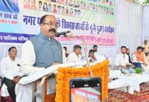उप मुख्यमंत्री अरुण साव ने 32 करोड़ के कार्यों का किया भूमिपूजन उप मुख्यमंत्री अरुण साव ने 32 करोड़ के कार्यों का किया भूमिपूजन