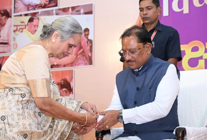 रायपुर : बहनों का स्नेह और आशीर्वाद मेरे लिए अनमोल : मुख्यमंत्री श्री विष्णु देव साय
