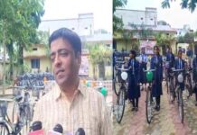सरस्वती साइकिल योजना पर उठे सवाल: छात्राओं को मिलीं गुणवत्ताविहीन साइकिलें, राकेश जालान बोले— “अपने खर्च पर बनवाऊंगा बेटियों की सभी खराब साइकिलें”.. सरस्वती साइकिल योजना पर उठे सवाल: छात्राओं को मिलीं गुणवत्ताविहीन साइकिलें, राकेश जालान बोले— "अपने खर्च पर बनवाऊंगा बेटियों की सभी खराब साइकिलें"..