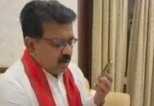 कुलगाम आतंकी हमले के पीड़ितों के परिजनों से उप मुख्यमंत्री विजय शर्मा ने की बात कुलगाम आतंकी हमले के पीड़ितों के परिजनों से उप मुख्यमंत्री विजय शर्मा ने की बात