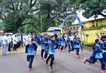 वंदे मातरम् के जयघोष से गूंजा जशपुर, स्वतंत्रता दौड़ में उमड़ा जनसैलाब वंदे मातरम् के जयघोष से गूंजा जशपुर, स्वतंत्रता दौड़ में उमड़ा जनसैलाब