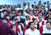 कवर्धा की प्रतिभा एक दिन बनेगी देश का गौरव -उपमुख्यमंत्री विजय शर्मा कवर्धा की प्रतिभा एक दिन बनेगी देश का गौरव -उपमुख्यमंत्री विजय शर्मा