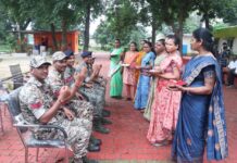 उत्तर बस्तर कांकेर : जिनसे कभी संघर्ष था, उन्हीं की कलाई पर बांधी राखी उत्तर बस्तर कांकेर : जिनसे कभी संघर्ष था, उन्हीं की कलाई पर बांधी राखी