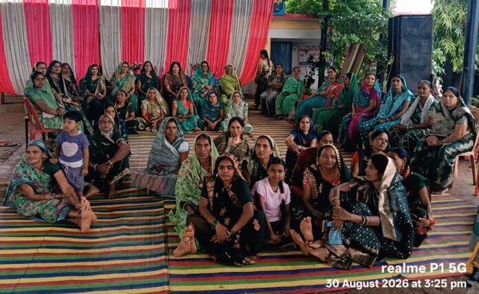 साहू समाज की महिलाओं ने मनाया तीज महोत्सव, सामाजिक एकता व छत्तीसगढ़ी संस्कृति को बढ़ावा देने पर दिया जोर