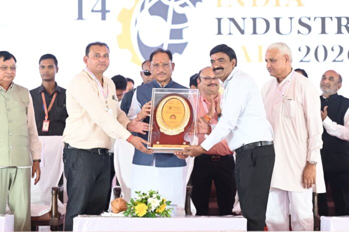 भविष्य के उद्योगों का नया केंद्र बनने की ओर अग्रसर छत्तीसगढ़ : मुख्यमंत्री विष्णु देव साय