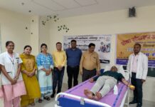 सेवा संकल्प अभियान में जनसेवा की मिसाल, तीन रक्तदान शिविरों में 68 यूनिट रक्त संग्रहित सेवा संकल्प अभियान में जनसेवा की मिसाल, तीन रक्तदान शिविरों में 68 यूनिट रक्त संग्रहित