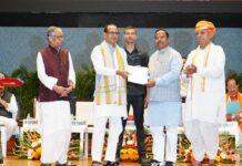 कृषि मंत्री राम विचार नेताम के लगातार प्रयासों से छत्तीसगढ़ के किसानों को केंद्र की बड़ी सौगात कृषि मंत्री राम विचार नेताम के लगातार प्रयासों से छत्तीसगढ़ के किसानों को केंद्र की बड़ी सौगात