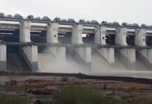 धमतरी में भारी बारिश से उफान पर नदियां : गंगरेल बांध के खुले 3 गेट, महानदी तटीय गांवों में अलर्ट जारी धमतरी में भारी बारिश से उफान पर नदियां : गंगरेल बांध के खुले 3 गेट, महानदी तटीय गांवों में अलर्ट जारी