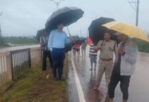 बस्तर में चक्रवाती तूफान ‘अर्नब’ का असर, मूसलाधार बारिश से बाढ़ की स्थिति, प्रशासन ने संभाला मोर्चा बस्तर में चक्रवाती तूफान ‘अर्नब’ का असर, मूसलाधार बारिश से बाढ़ की स्थिति, प्रशासन ने संभाला मोर्चा