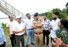 गंगरेल बांध के सभी 14 गेट खुले, महानदी के तटीय क्षेत्रों में प्रशासन अलर्ट मोड पर गंगरेल बांध के सभी 14 गेट खुले, महानदी के तटीय क्षेत्रों में प्रशासन अलर्ट मोड पर