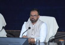 उत्तर बस्तर कांकेर : कलेक्टर कुंदन कुमार ने कांकेर शहर का किया पैदल निरीक्षण उत्तर बस्तर कांकेर : कलेक्टर कुंदन कुमार ने कांकेर शहर का किया पैदल निरीक्षण