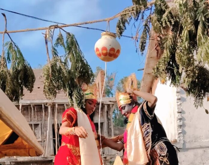 पीपरछेड़ी में जन्माष्टमी की धूम,कोई बना कान्हा तो कोई बना राधा