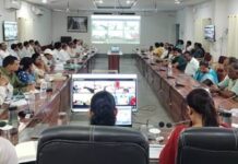 सेवा संकल्प अभियान को लेकर प्रभारी मंत्री रामविचार नेताम ने ली वर्चुअल बैठक सेवा संकल्प अभियान को लेकर प्रभारी मंत्री रामविचार नेताम ने ली वर्चुअल बैठक