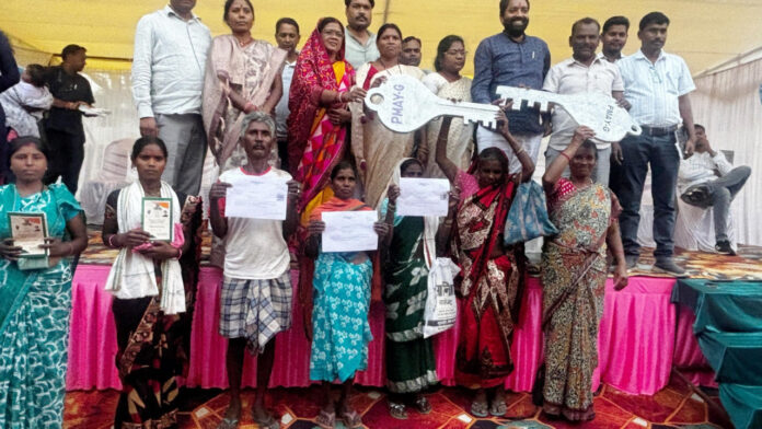 सेवा संकल्प अभियान के शिविरों में ग्रामीणों को मिला शासकीय योजनाओं और सेवाओं का लाभ