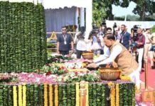 वीर जवानों के अदम्य साहस और सर्वाेच्च बलिदान से छत्तीसगढ़ में शांति और सुरक्षा का नया अध्याय: मुख्यमंत्री विष्णु देव साय वीर जवानों के अदम्य साहस और सर्वाेच्च बलिदान से छत्तीसगढ़ में शांति और सुरक्षा का नया अध्याय: मुख्यमंत्री विष्णु देव साय