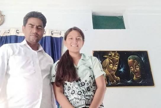 ashif copy पत्थरों में जान डालने वाले मूर्तिकार की बेटी के सपनों को मिला नया आकार