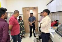 अम्बिकापुर : कलेक्टर के निर्देश पर निजी अस्पतालों में संचालित गतिविधियों का औचक निरीक्षण अम्बिकापुर : कलेक्टर के निर्देश पर निजी अस्पतालों में संचालित गतिविधियों का औचक निरीक्षण