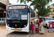 मुख्यमंत्री ग्रामीण बस योजना के एक वर्ष : दूरस्थ गांवों तक पहुंची सार्वजनिक परिवहन की सुविधा मुख्यमंत्री ग्रामीण बस योजना के एक वर्ष : दूरस्थ गांवों तक पहुंची सार्वजनिक परिवहन की सुविधा