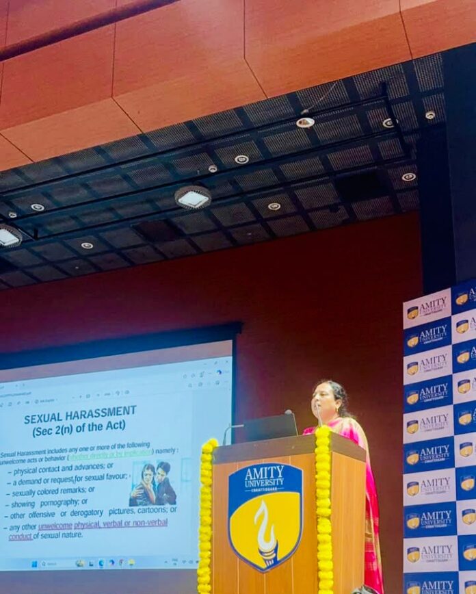 सुरक्षित एवं समावेशी परिसर के निर्माण हेतु एमिटी विश्वविद्यालय छत्तीसगढ़ में POSH जागरूकता एवं संवेदनशीलता कार्यक्रम आयोजित