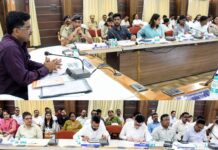 जवाबदेही, टीम-वर्क और पारदर्शिता से तय होगी विकास की राह – सोनमणि बोरा जवाबदेही, टीम-वर्क और पारदर्शिता से तय होगी विकास की राह - सोनमणि बोरा